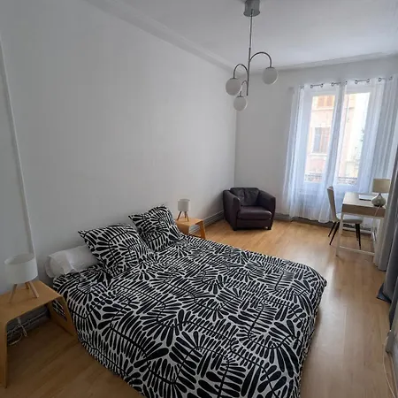 75m2 - 2min Centre Pieton & 10 Min De La Gare *